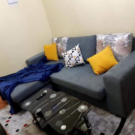 Rubi Apartment Найваша Екстериор снимка