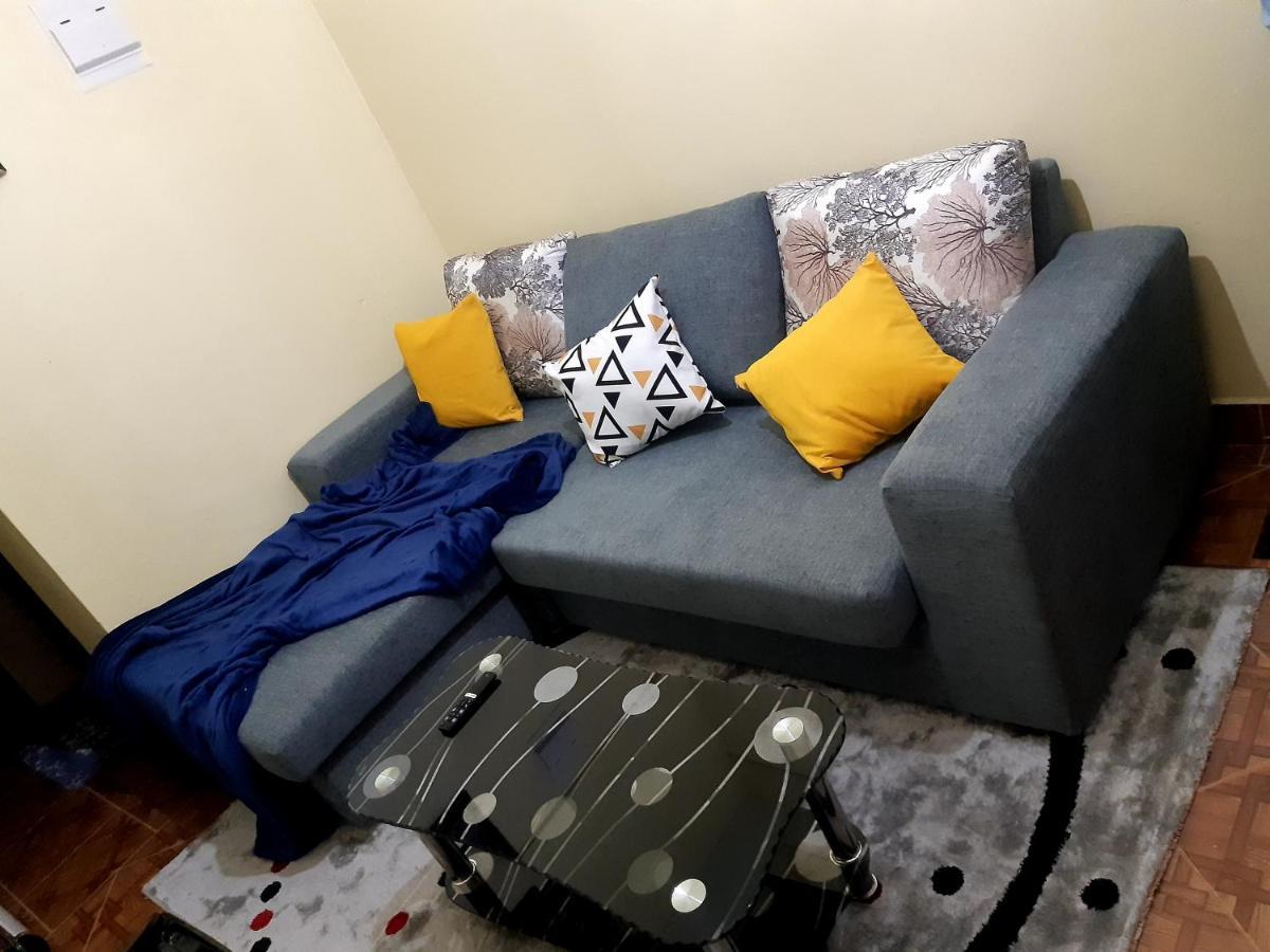 Rubi Apartment Найваша Екстериор снимка