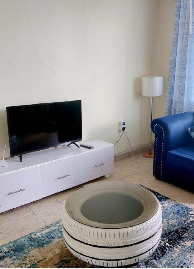Rubi Apartment Найваша Екстериор снимка